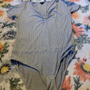 Torrid sz 0 grey bodysuit